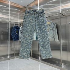 追跡あり☆入手困難!! ルイ ヴィトン LOUIS VUITTON 2026超激得新作 NZKLV092 ジーンズ デニムパンツ スーパーブランドコピー品質保証
