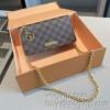 ファション性の高い LOUIS VUITTON Wallet On Chain Lily 2024最新入荷 ルイ ヴィトンブランド 偽物 通販 ショルダーバッグ 3色可選