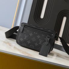 ルイ ヴィトン LOUIS V...