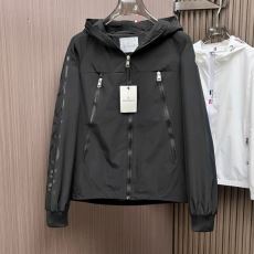 モンクレール MONCLERブ...