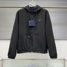 2025人気新作 プラダ スー...