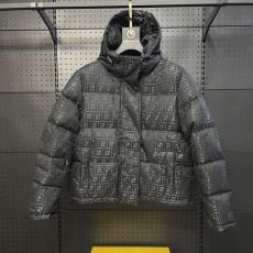 2025最新入荷 フェンディコ...
