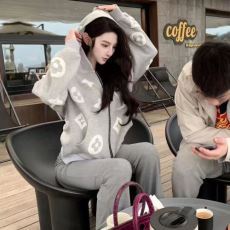 ルイ ヴィトン LOUIS V...