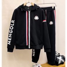 パーカー 上下セット 2色可選 2025最安値高品質 モンクレール MONCLER 抜群の雰囲気が作れる! WTMO250 人気のスーパーブランドコピー品質保証