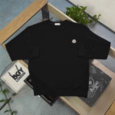 首胸ロゴ プルオーバーパーカー...