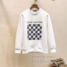 プルオーバーパーカー 2025最新入荷 ルイ ヴィトン LOUIS VUITTONコピー ブランド WTLV393 2色可選 綺麗に決まるフォルム！