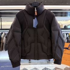 セール中 ダウンジャケット 2...