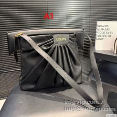 ロエベ LOEWE偽物ブランド...