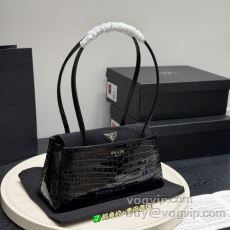 完成度の高い逸品 プラダ コピ...