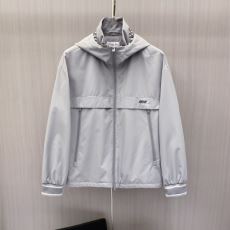 ブルゾン ジャケット、上着 デ...