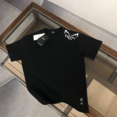 絶大な人気を誇る フェンディ ...