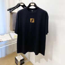 セール中 フェンディ ブランド...