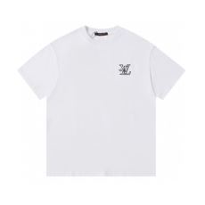 今話題の最新作 ルイ ヴィトン LOUIS VUITTONコピー NXZLV102 半袖Tシャツ 2色可選 2026最安値セール