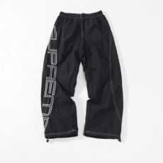 着心地抜群 シュプリーム 偽物...