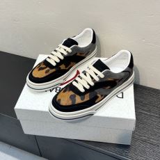 上品に着こなせ ドルチェ＆ガッバーナ コピー NXIEDG003 スニーカー カジュアルシューズ 2色可選 2026年モデル入荷