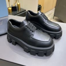 ビジネスシューズ プラダ偽物ブ...