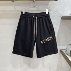 お洒落な存在感 フェンディ F...