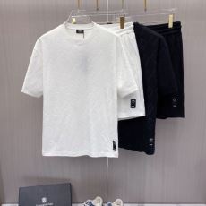 大特価 上下セット 半袖Tシャツ フェンディ FENDIコピーブランド 2026お得人気セール NXZFEN097 2色可選