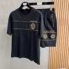 上下セット 半袖Tシャツ 選べる極上 ヴェルサーチ VERSACEスーパーコピー 激安 2026爆買い格安 NXZVS054