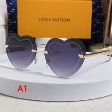 ルイ ヴィトン LOUIS VU...